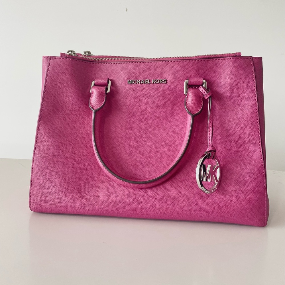 Michael Kors handbag/purse